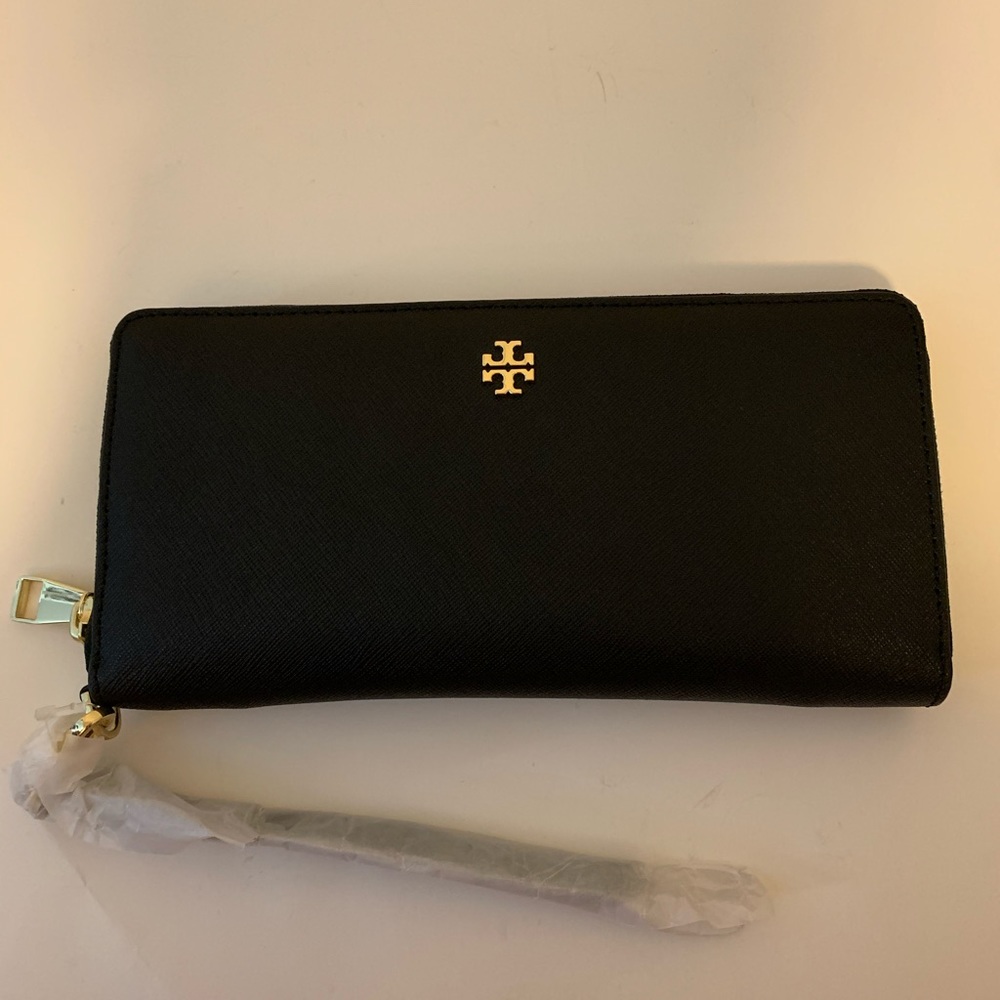 NWOT & DEFECTS 😍 TORY BURCH WALLET